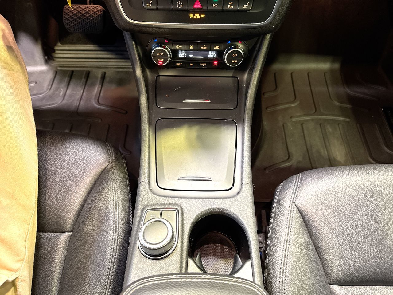 Mercedes-Benz CLA250  2014 à Vancouver, Colombie-Britannique