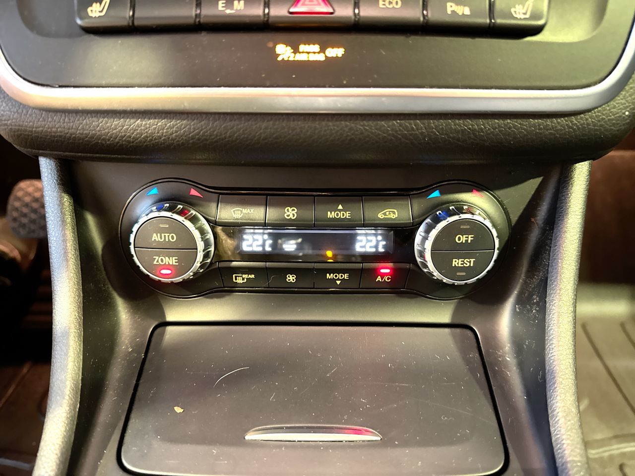 Mercedes-Benz CLA250  2014 à Vancouver, Colombie-Britannique