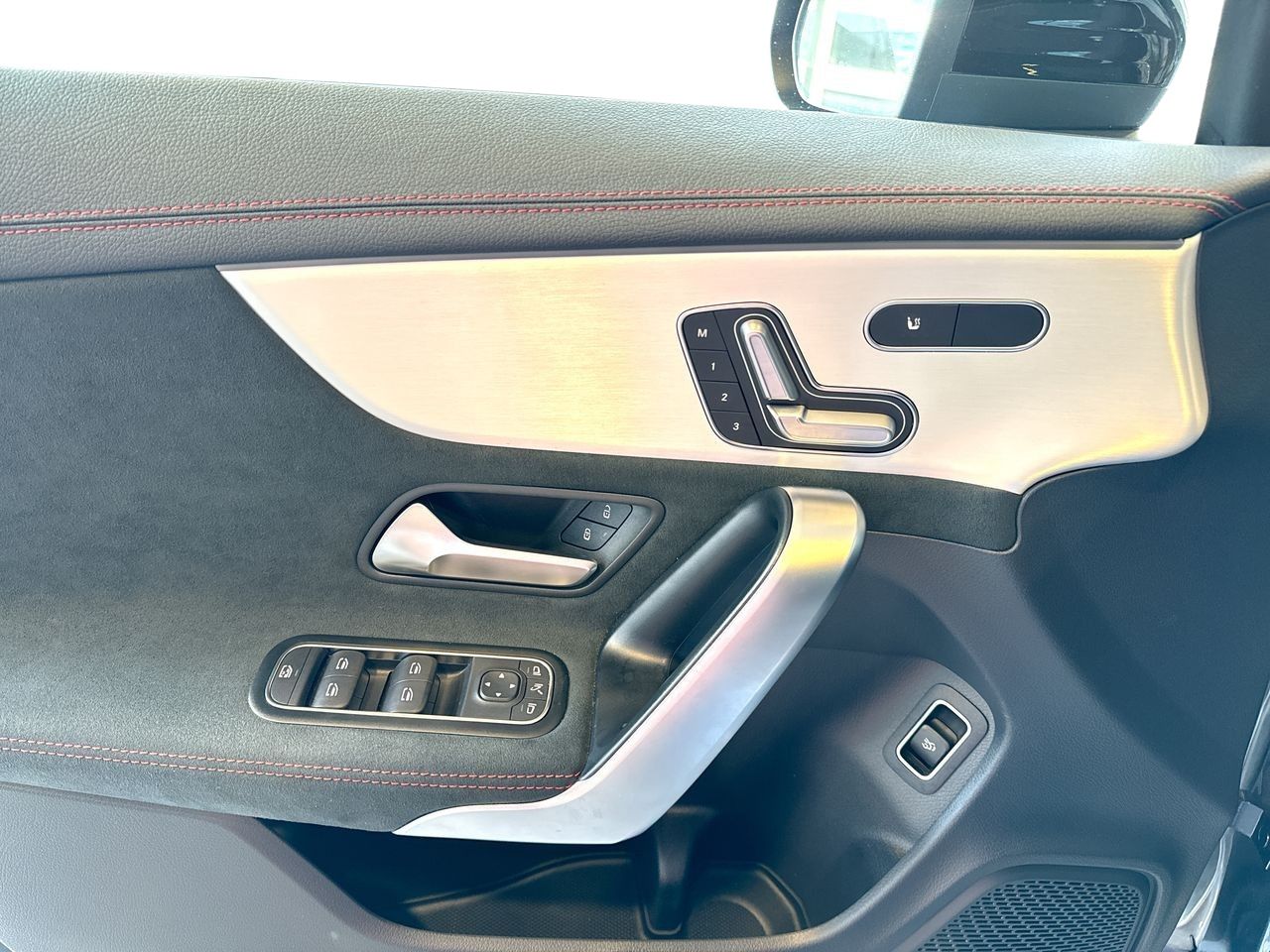 2023 Mercedes-Benz CLA250