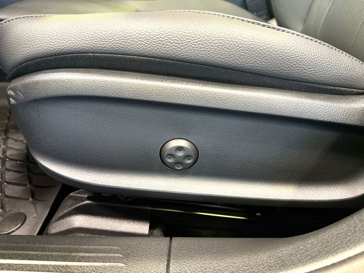 Mercedes-Benz CLA250  2025 à Vancouver, Colombie-Britannique