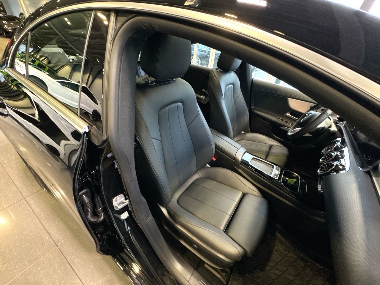 Mercedes-Benz CLA250  2025 à Vancouver, Colombie-Britannique