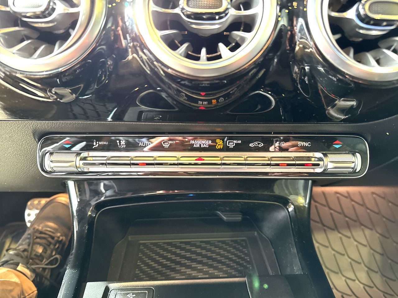 2025 Mercedes-Benz CLA250