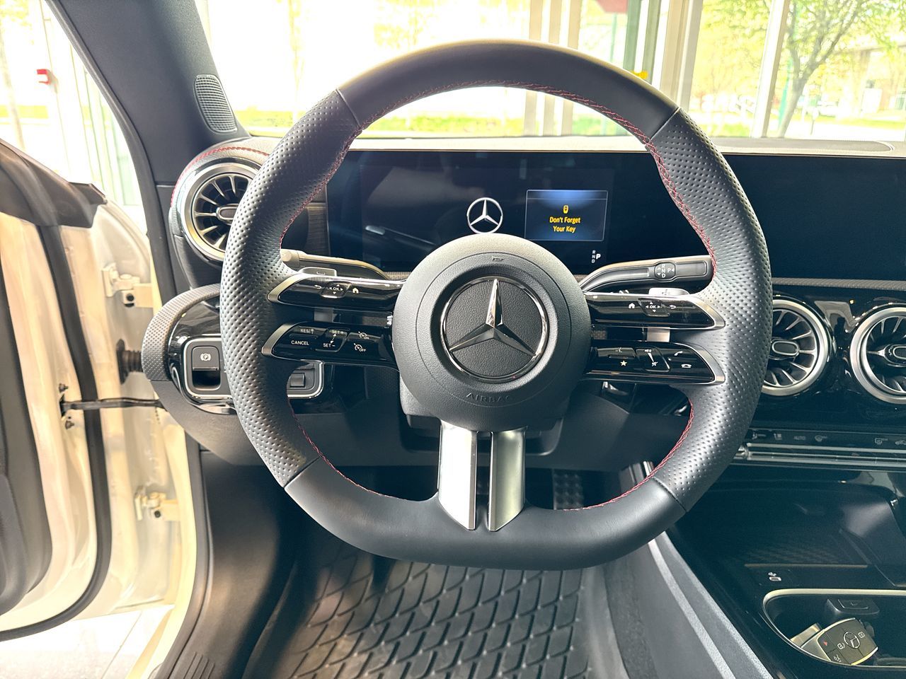 2025  CLA250