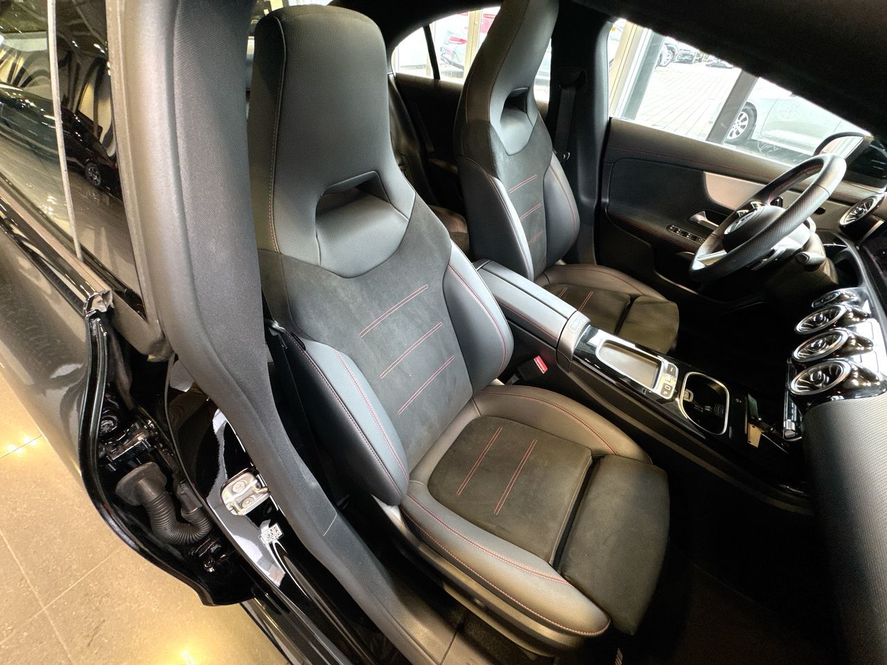 2025 Mercedes-Benz CLA250