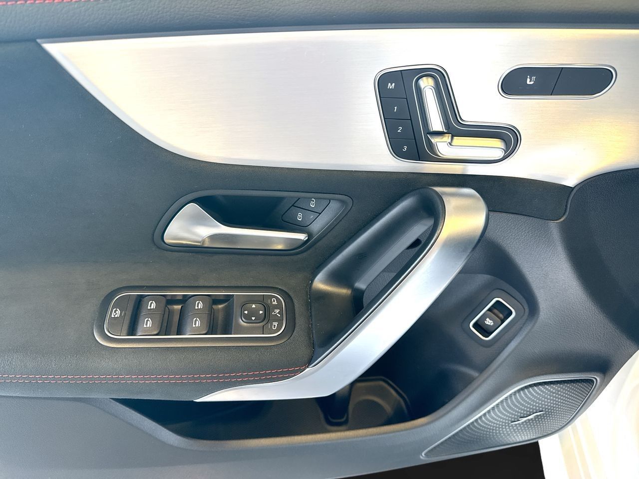 Mercedes-Benz CLA250  2025 à Vancouver, Colombie-Britannique