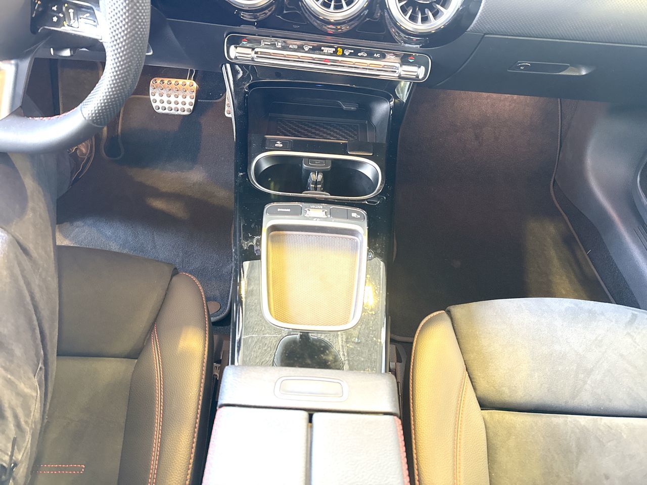 Mercedes-Benz CLA250  2025 à Vancouver, Colombie-Britannique