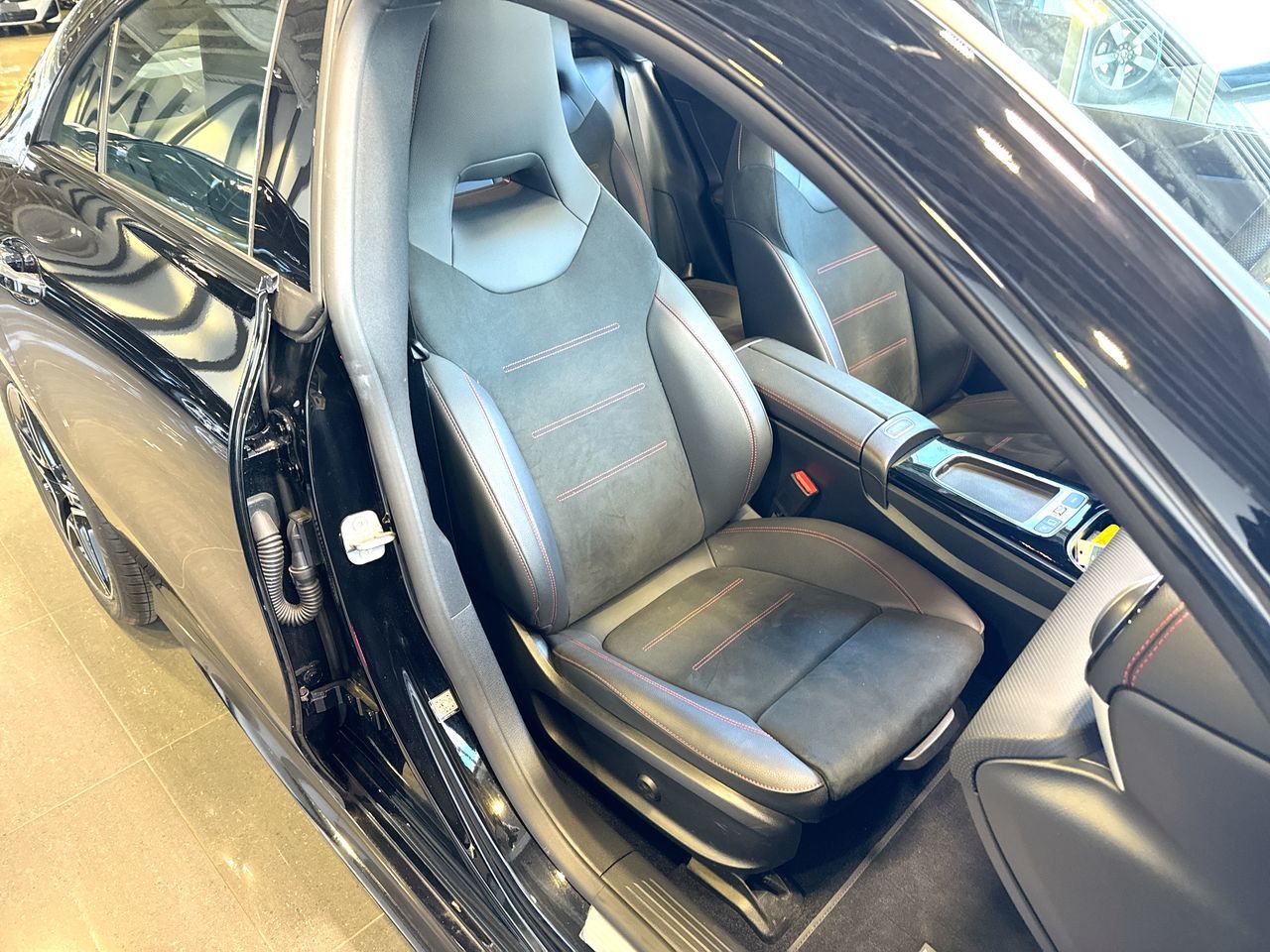 2025 Mercedes-Benz CLA250