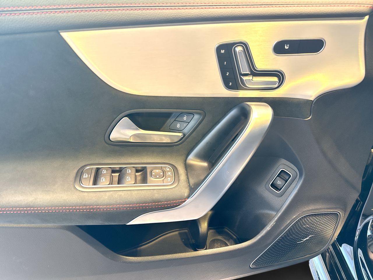 2025 Mercedes-Benz CLA250