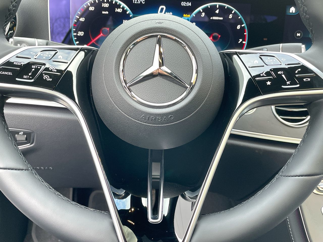 2023  E350