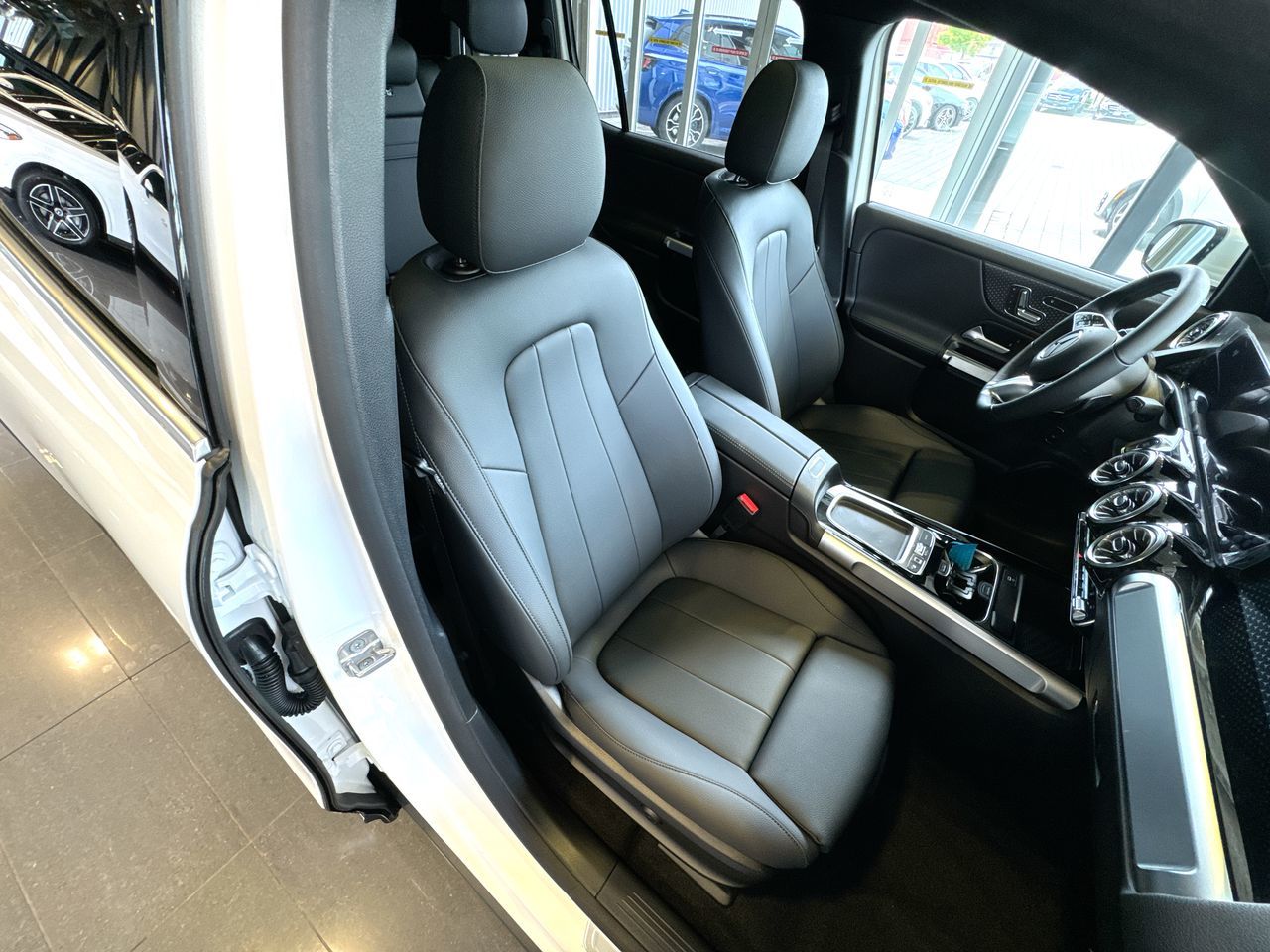 2025 Mercedes-Benz EQB in Vancouver, British Columbia