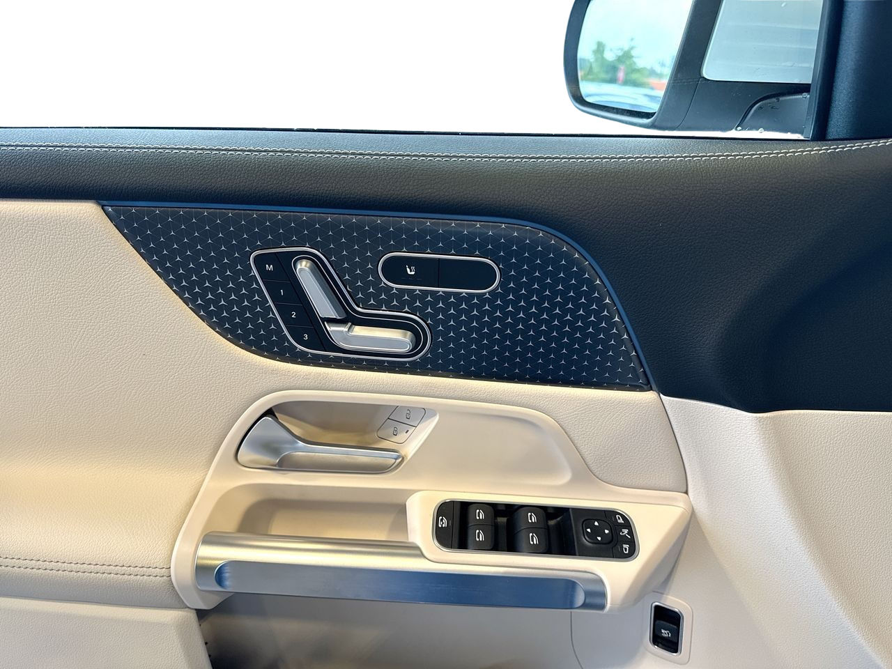 Mercedes-Benz EQB  2025 à Vancouver, Colombie-Britannique