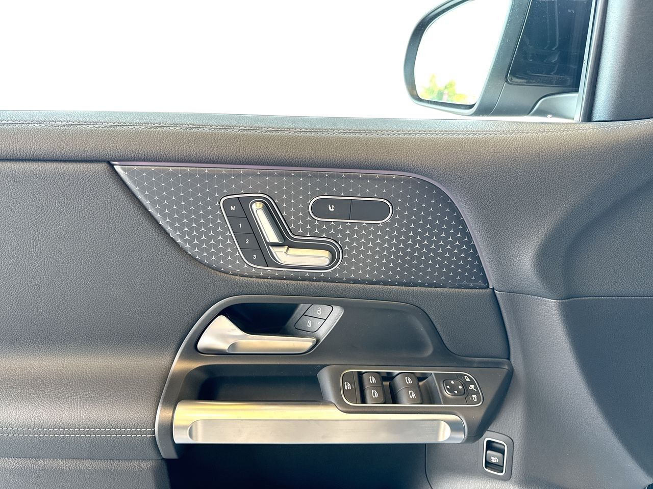 2025 Mercedes-Benz EQB in Vancouver, British Columbia