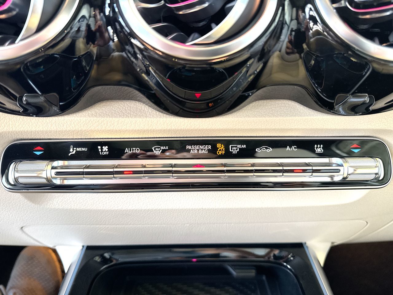 Mercedes-Benz EQB  2025 à Vancouver, Colombie-Britannique