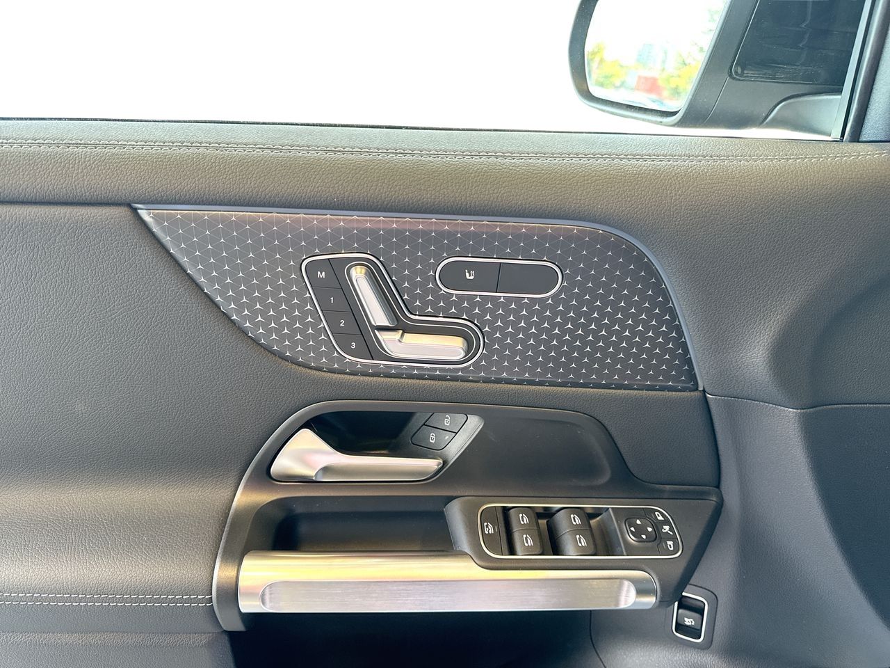 2025 Mercedes-Benz EQB in Vancouver, British Columbia