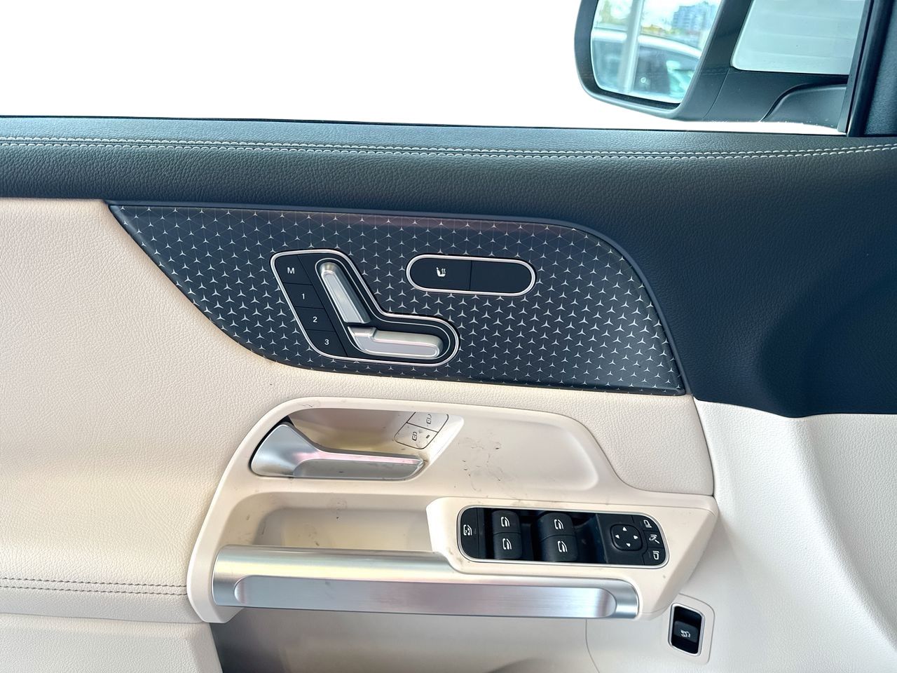 Mercedes-Benz EQB  2025 à Vancouver, Colombie-Britannique