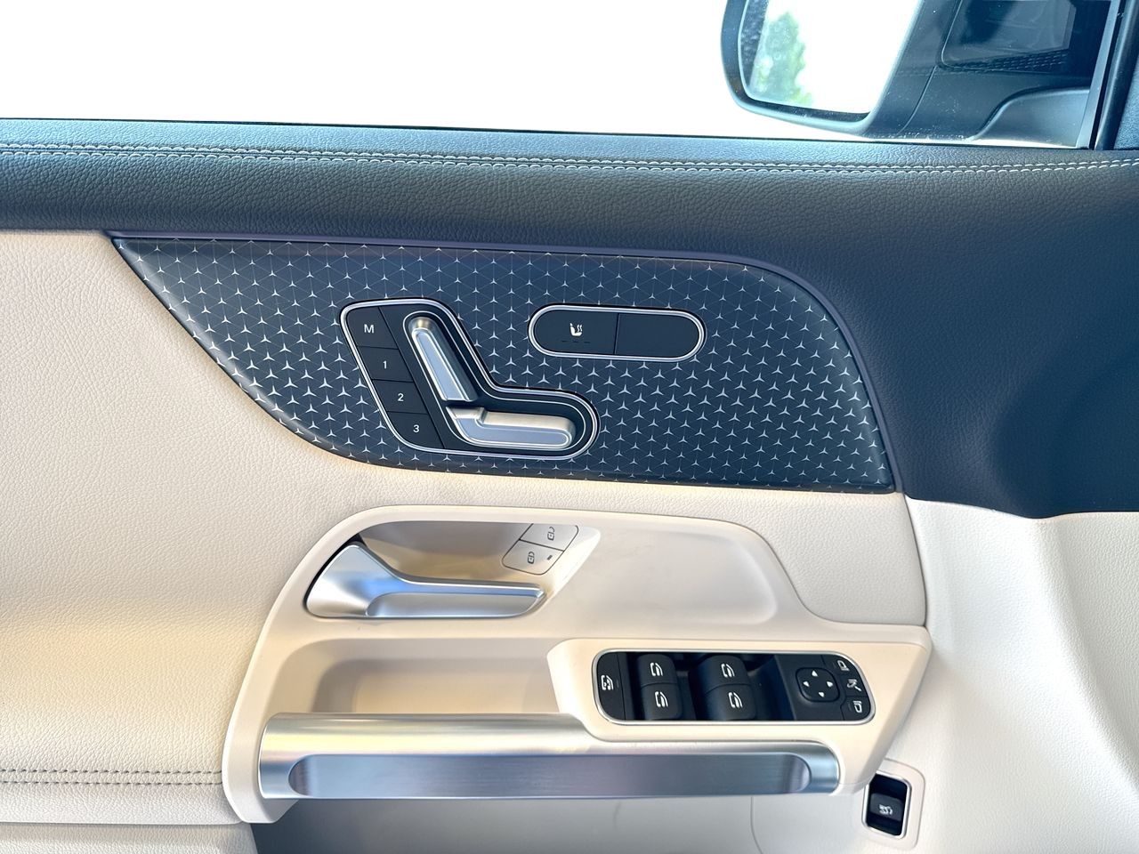 2025 Mercedes-Benz EQB in Vancouver, British Columbia