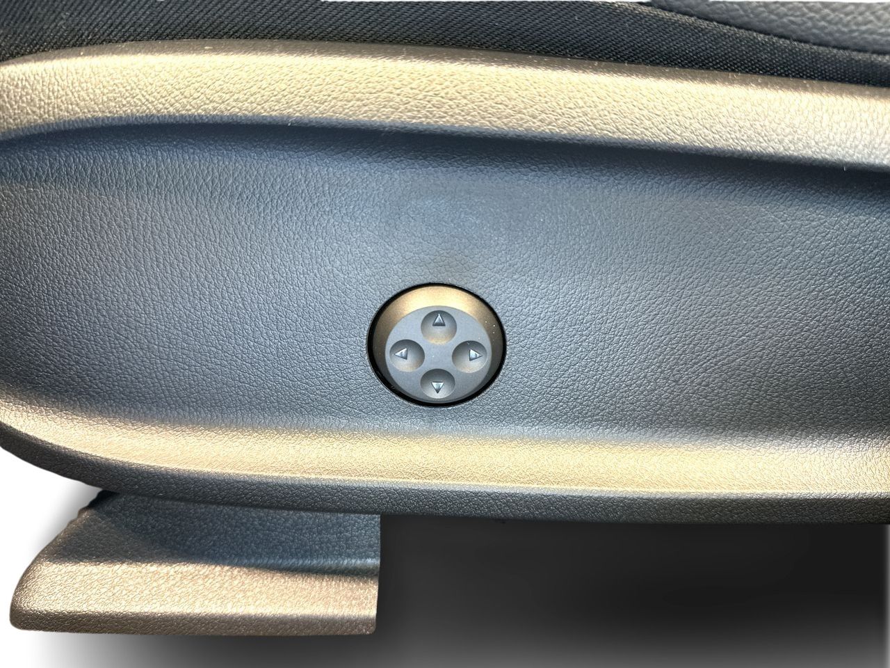 2025 Mercedes-Benz EQB in Vancouver, British Columbia