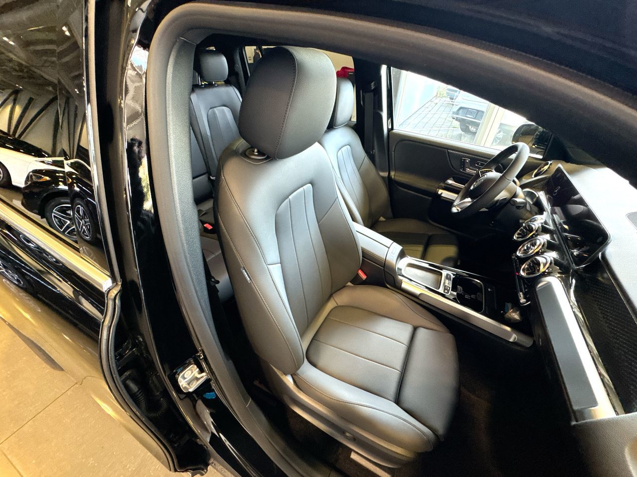 2025 Mercedes-Benz EQB in Vancouver, British Columbia