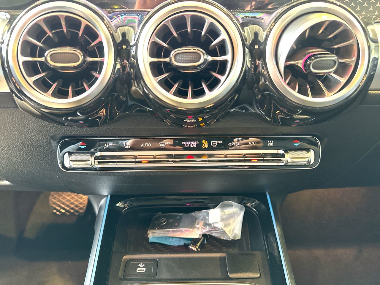 2025 Mercedes-Benz EQB in Vancouver, British Columbia