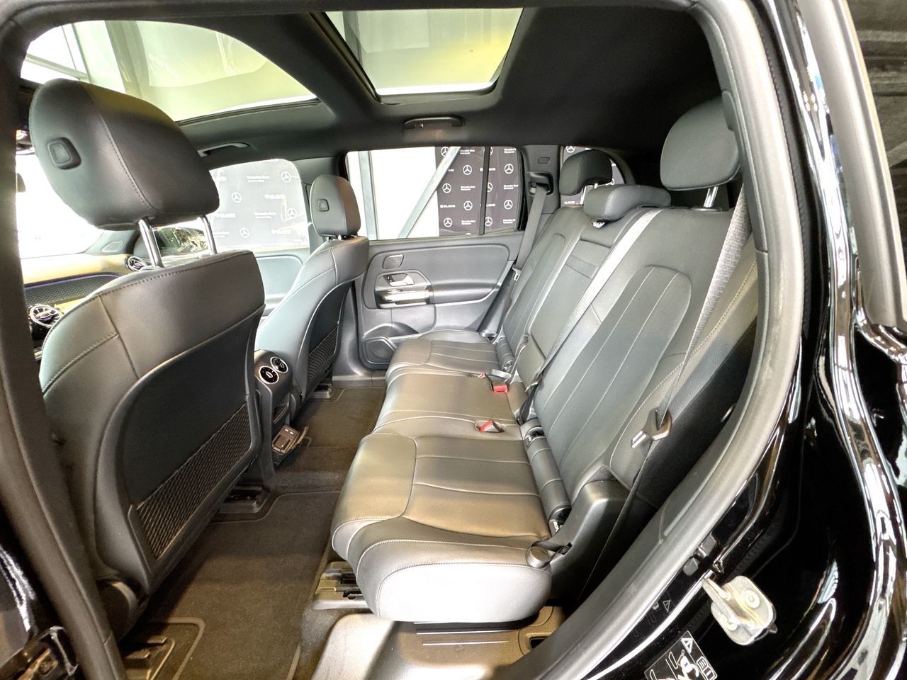 2024 Mercedes-Benz EQB300