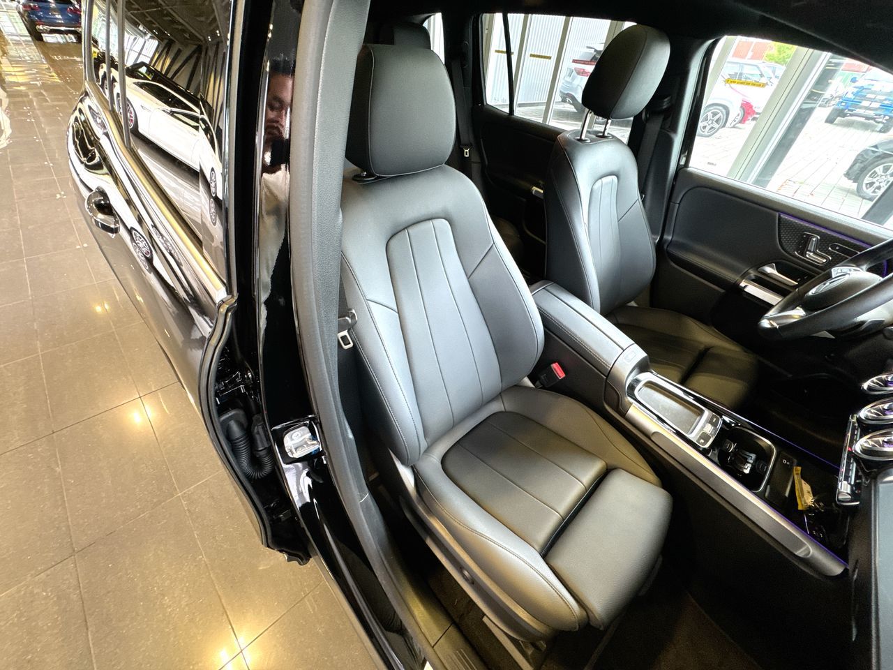 2024 Mercedes-Benz EQB300