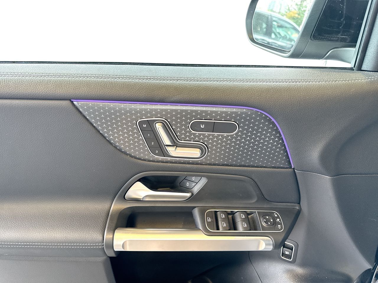 2024 Mercedes-Benz EQB300