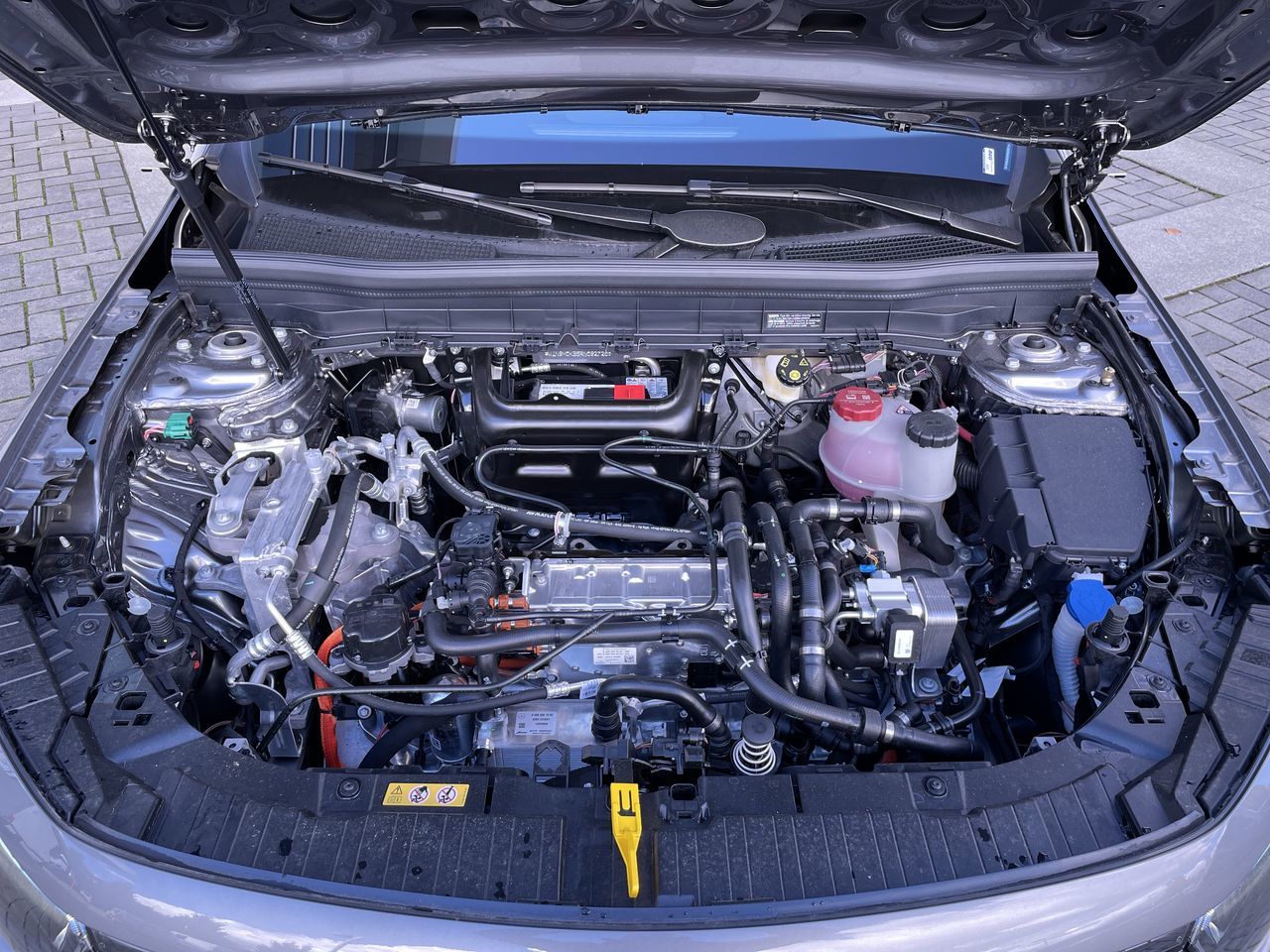 2024 Mercedes-Benz EQB300