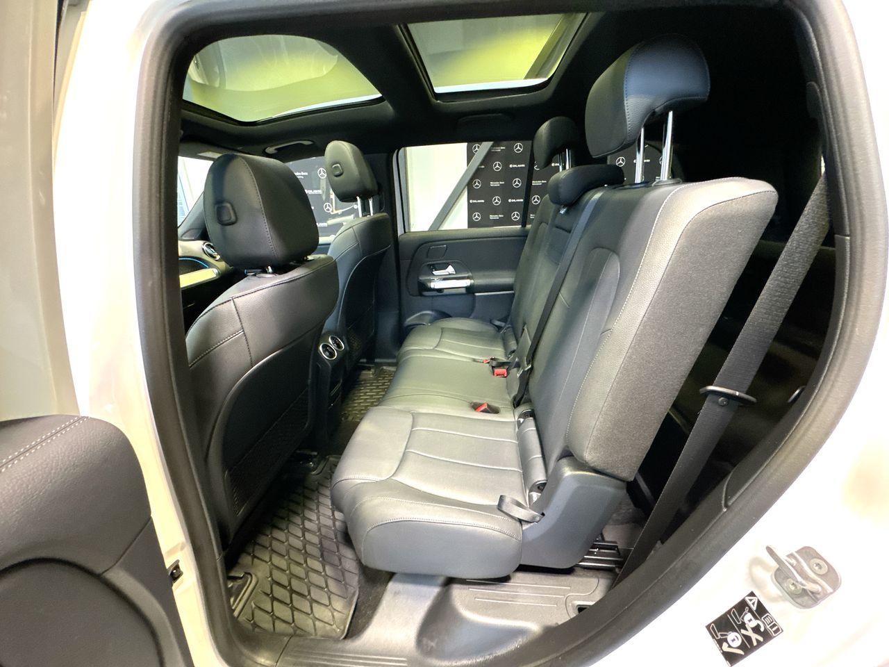 2024 Mercedes-Benz EQB300