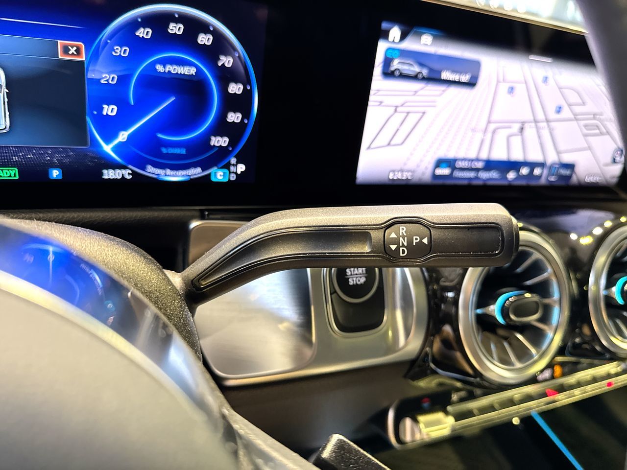 2024 Mercedes-Benz EQB300