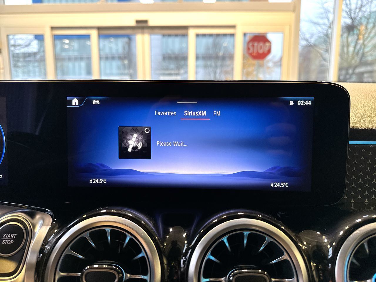 2024 Mercedes-Benz EQB300