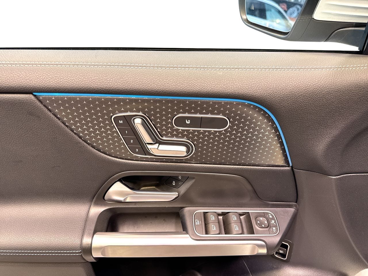 2024 Mercedes-Benz EQB300