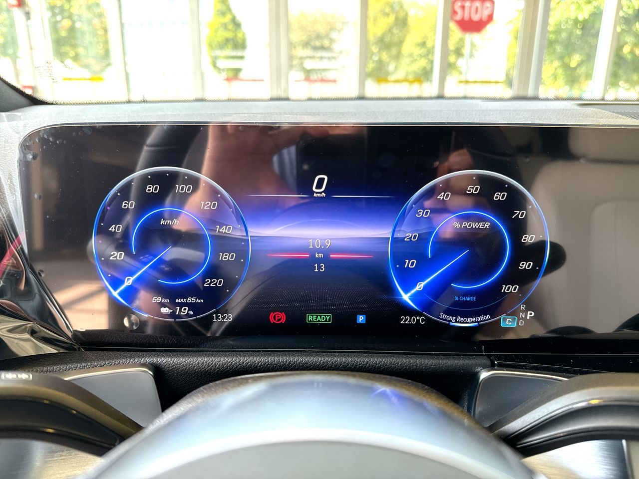 2025 Mercedes-Benz EQB