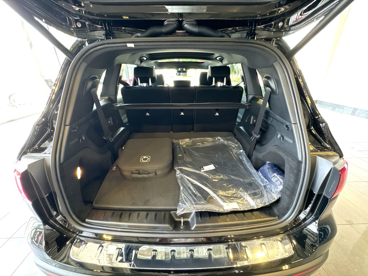 2025 Mercedes-Benz EQB