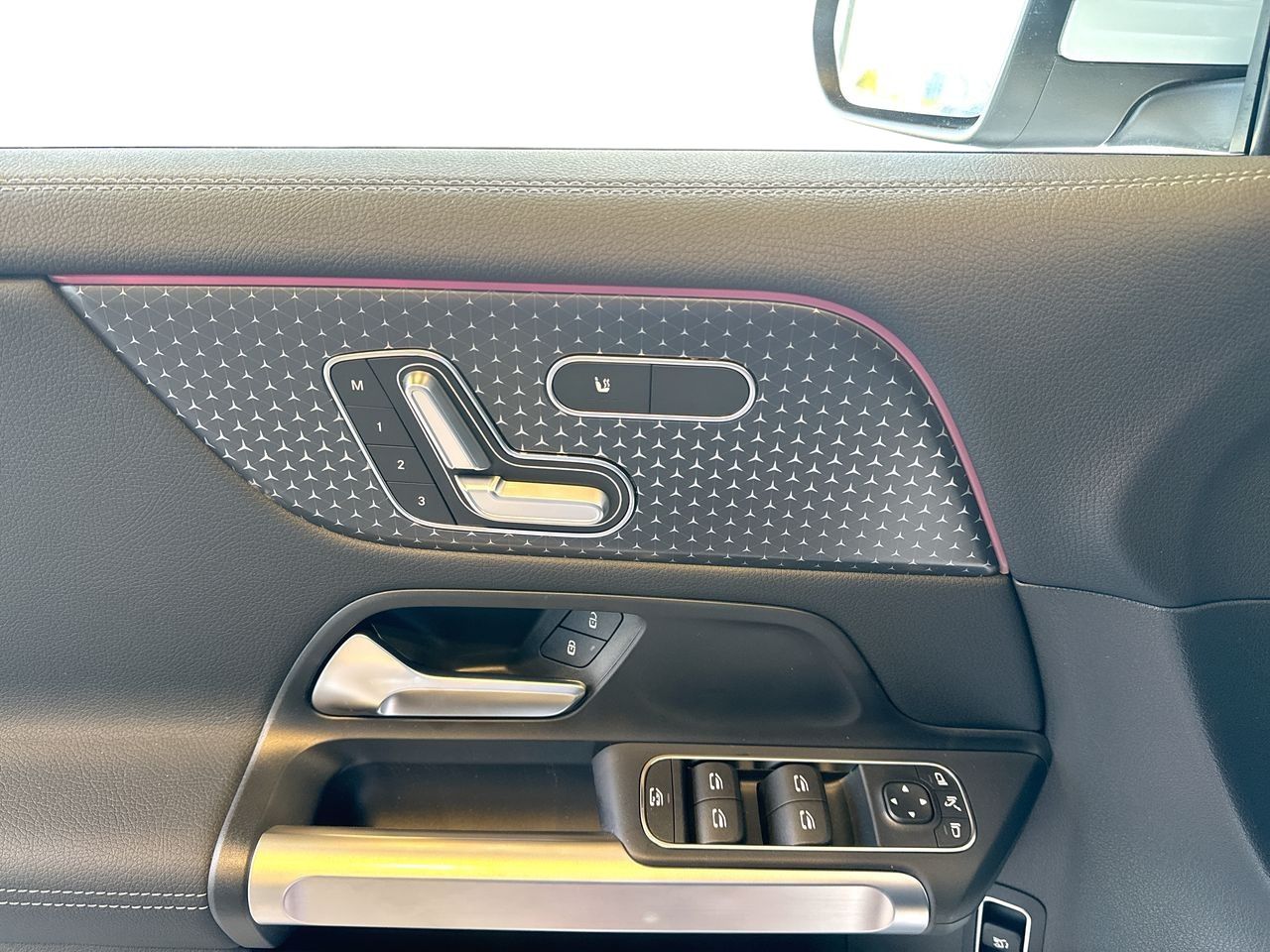 2025 Mercedes-Benz EQB