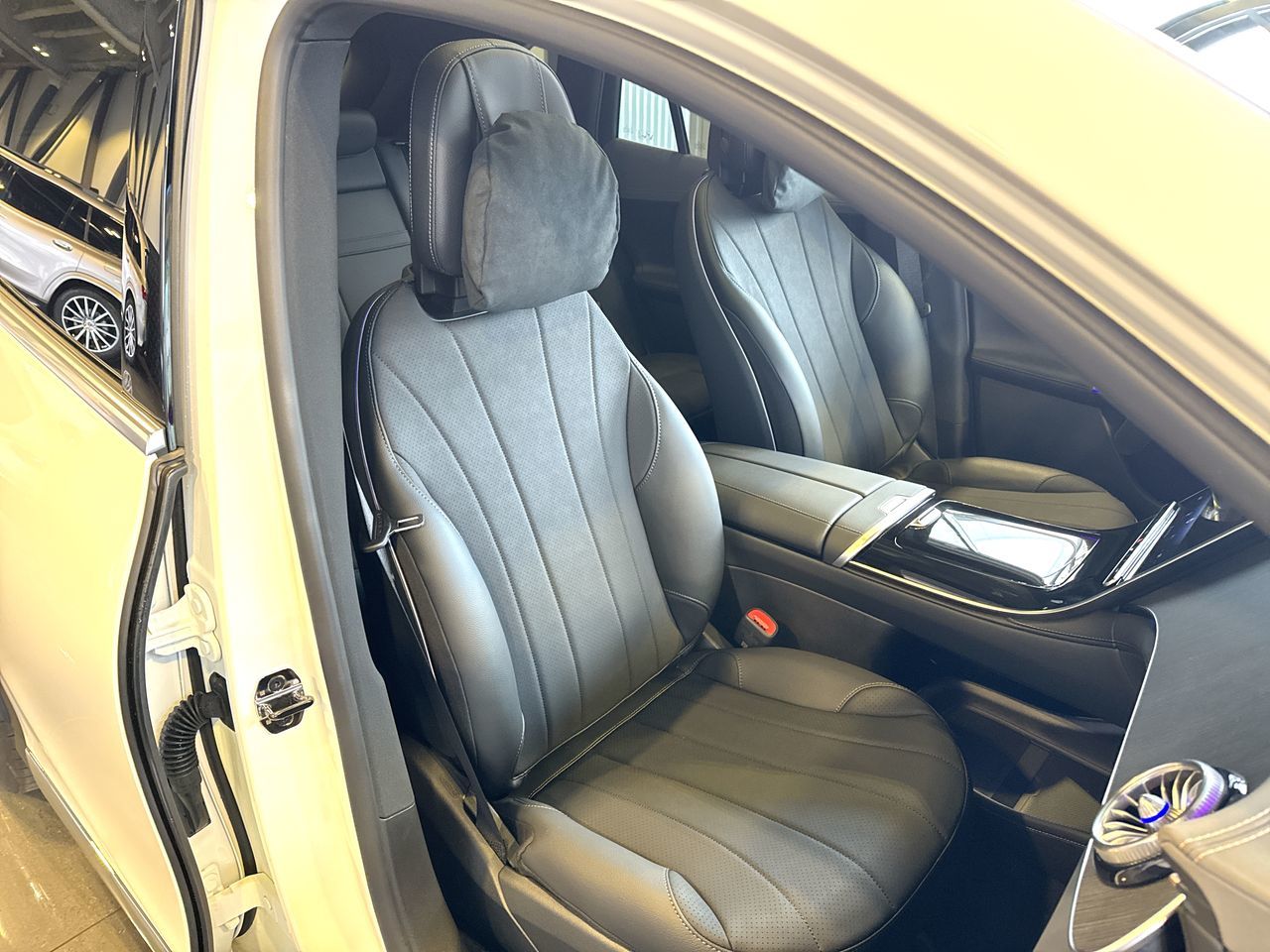 Mercedes-Benz EQE  2025 à Vancouver, Colombie-Britannique