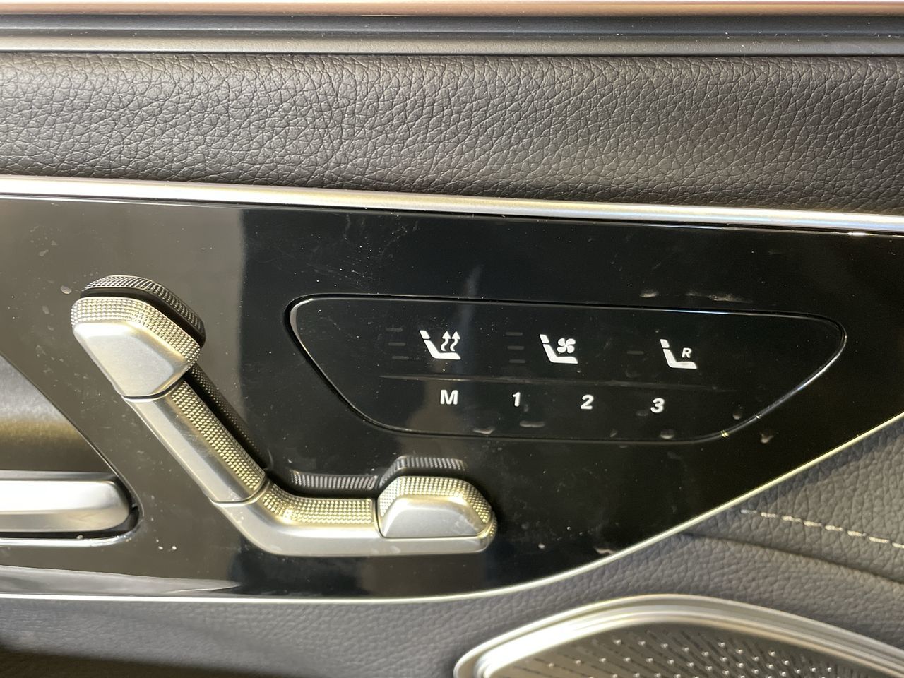 2023 Mercedes-Benz EQS450 in Vancouver, British Columbia