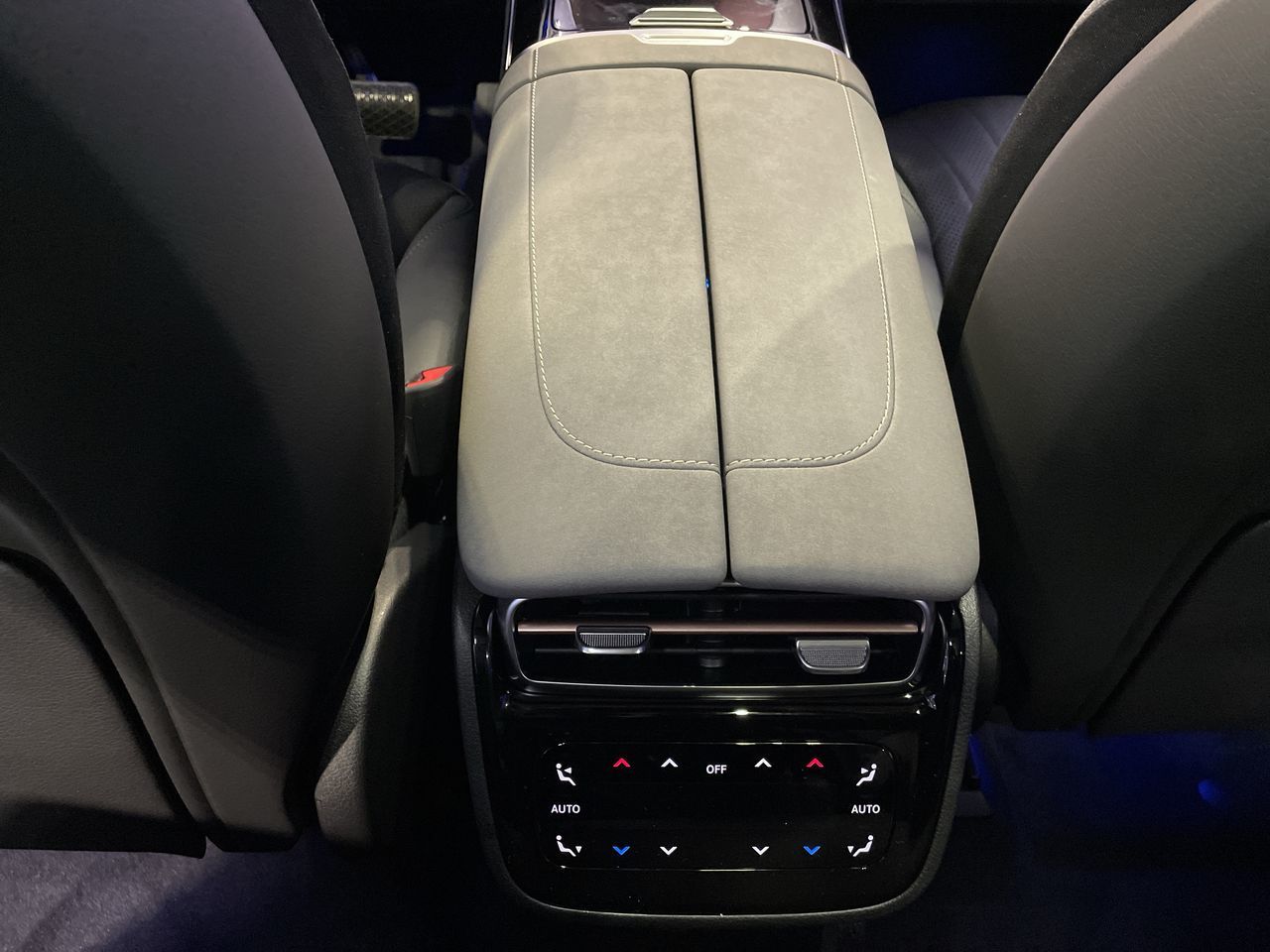 2023 Mercedes-Benz EQS450