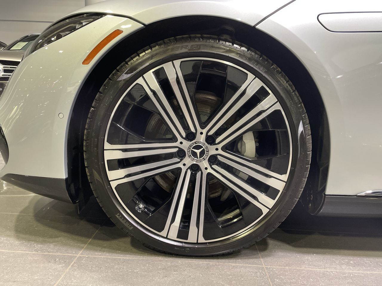 2022 Mercedes-Benz EQS580