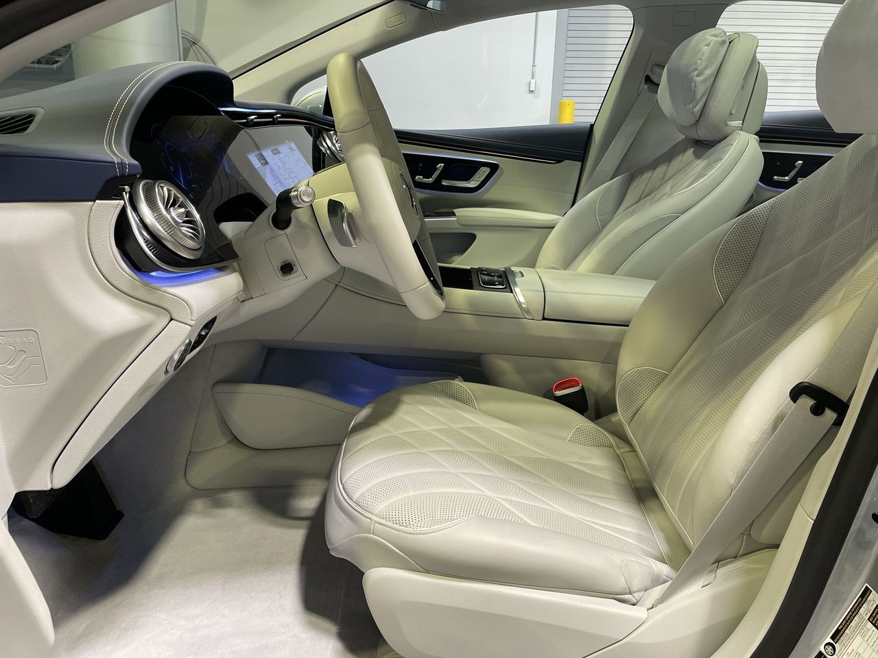2022 Mercedes-Benz EQS580