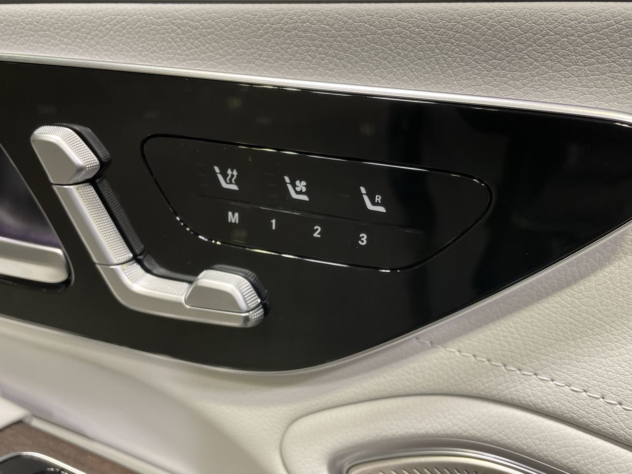 2022 Mercedes-Benz EQS580