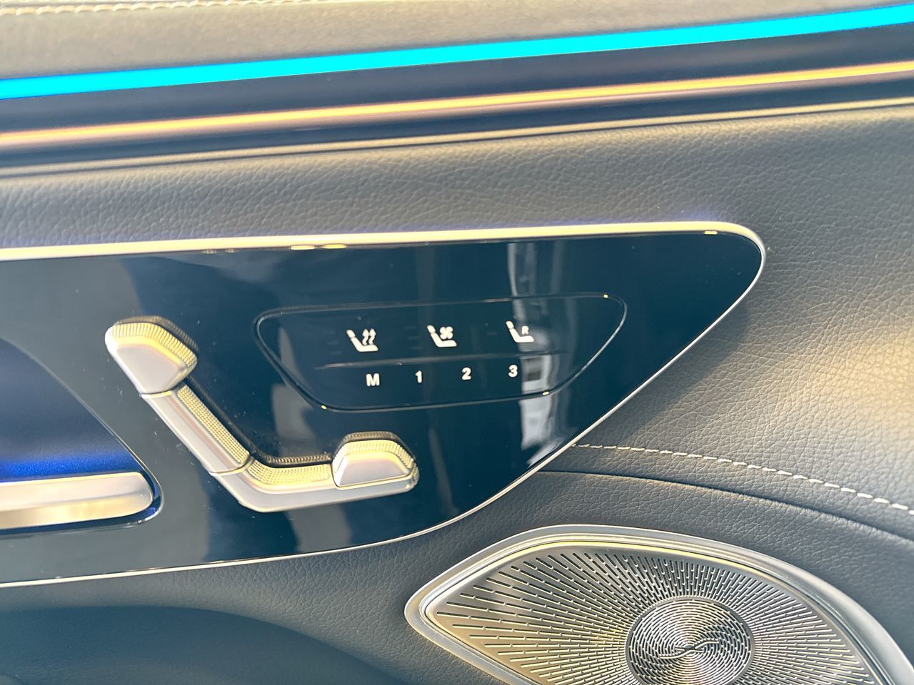 2023 Mercedes-Benz EQS580