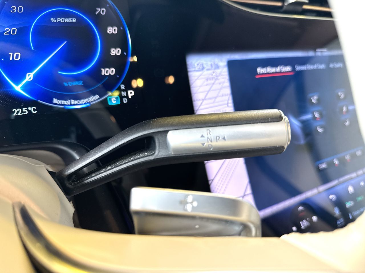 2023  EQS580
