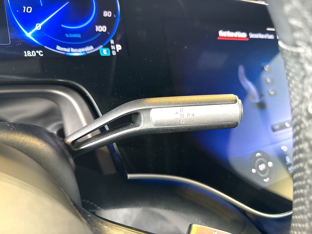 2023  EQS580
