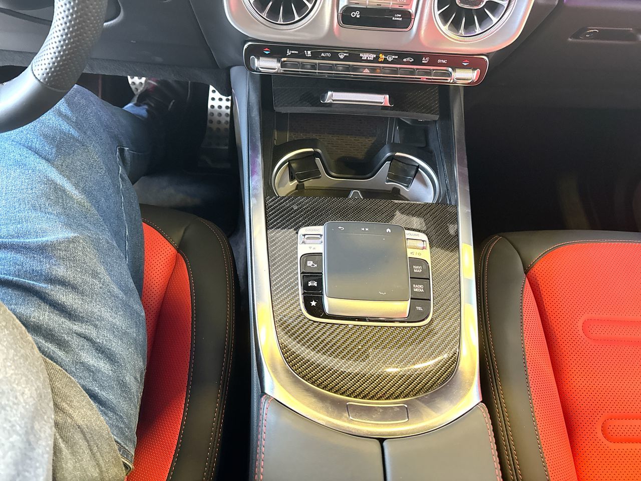 2025  G550