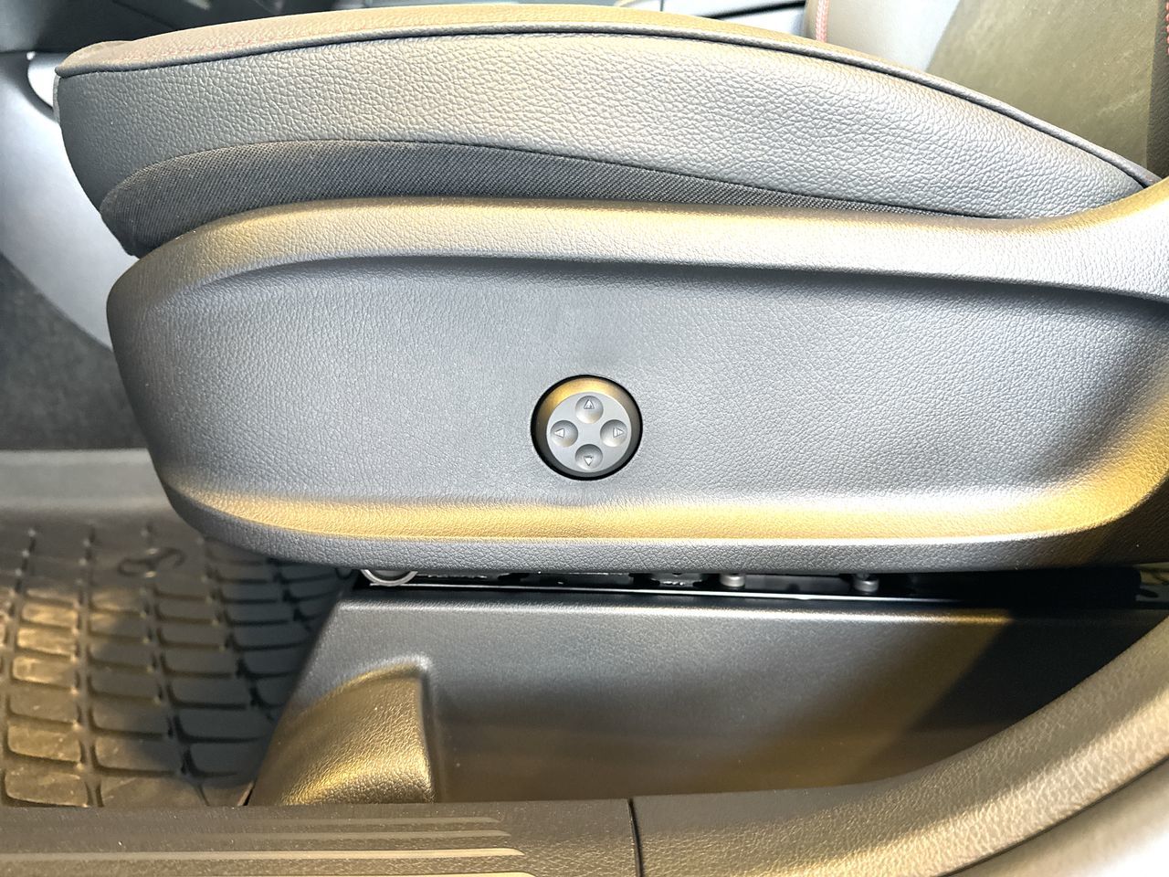 Mercedes-Benz GLA  2026 à Vancouver, Colombie-Britannique