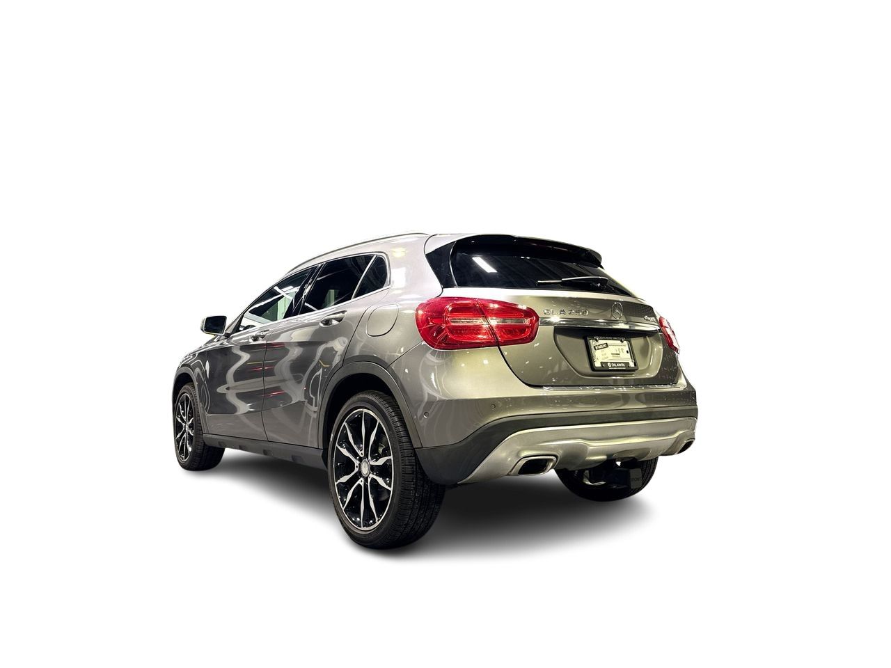 2016  GLA250