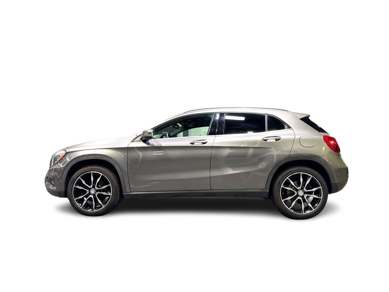 2016  GLA250
