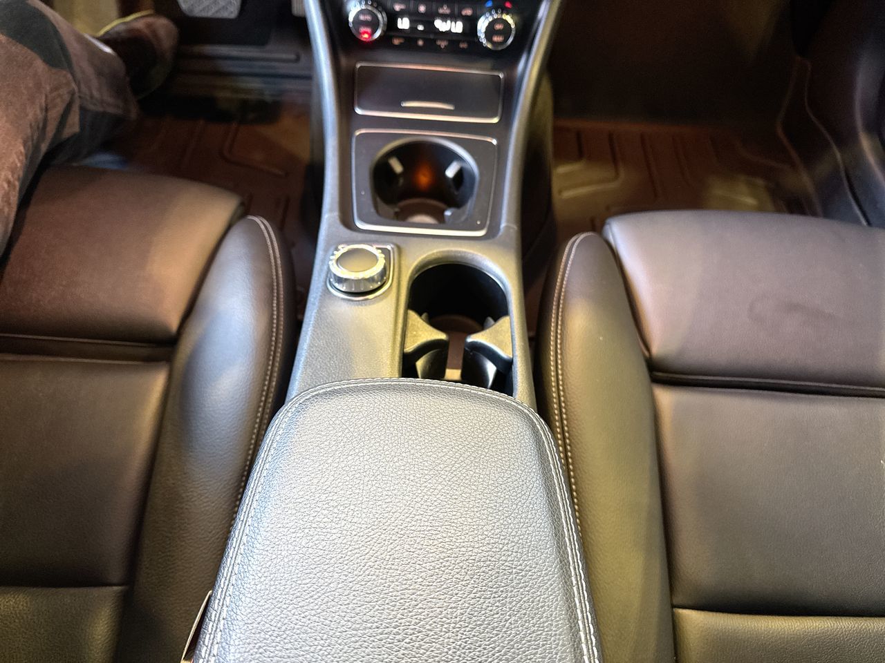 2020  GLA250