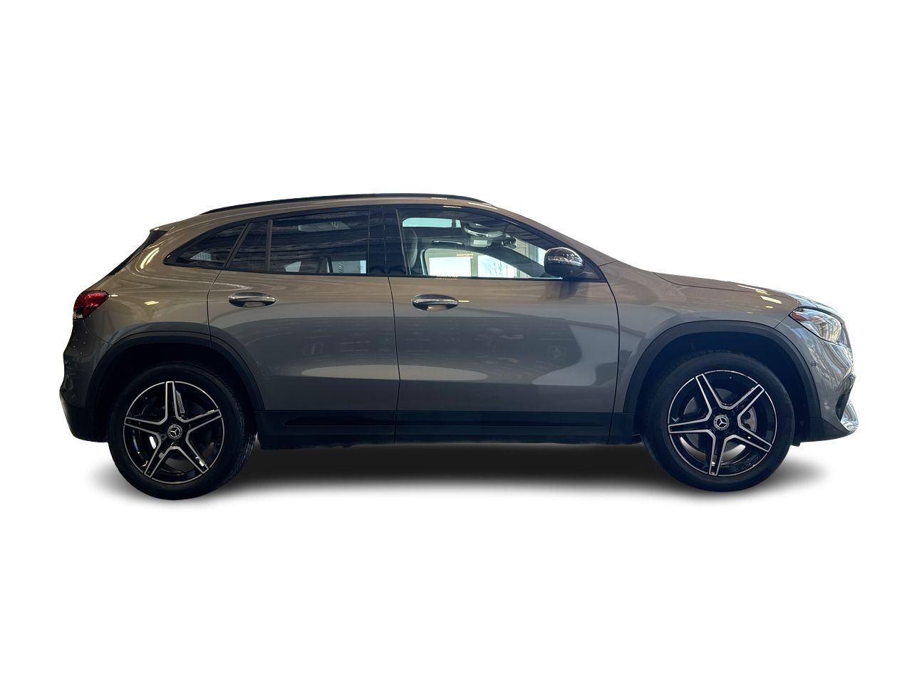 2023  GLA250