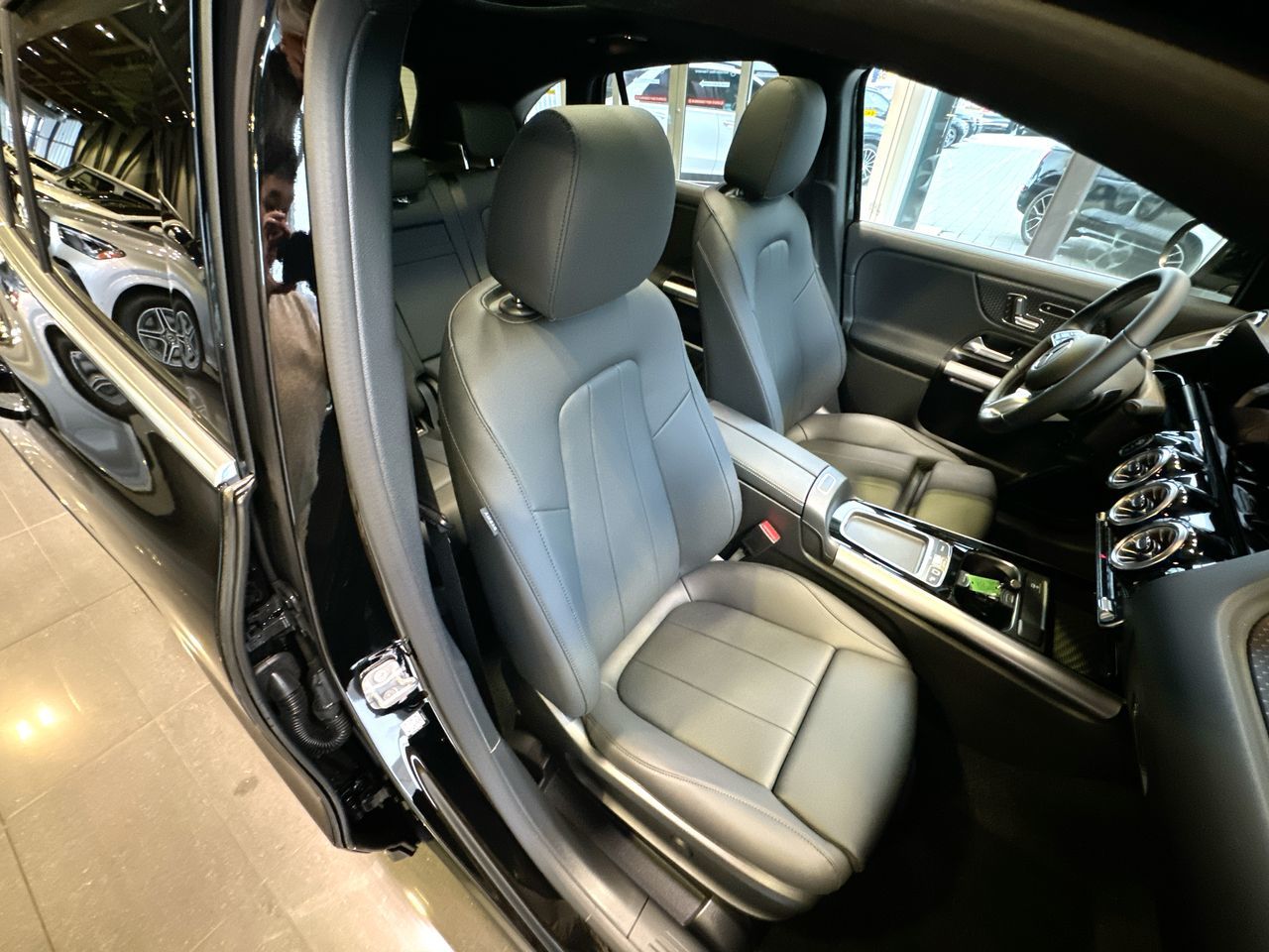 Mercedes-Benz GLA250  2025 à Vancouver, Colombie-Britannique